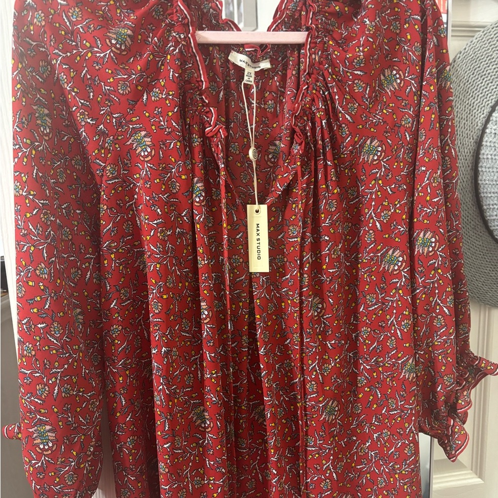 Red blouse-Max Studio